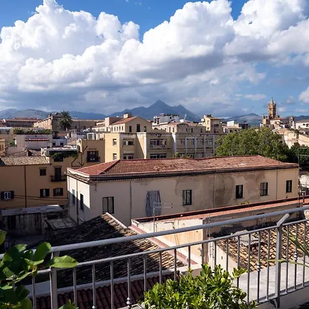 Sopra Moltivolti Guesthouse-3